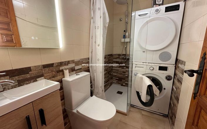 Image No.7-1 Bed Townhouse for sale