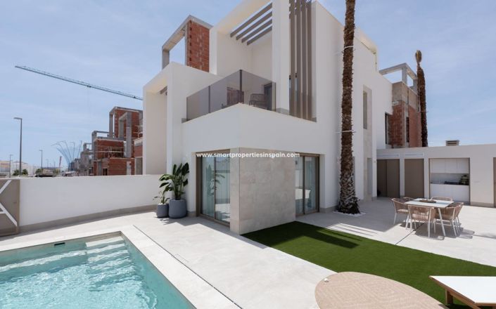 Image No.23-3 Bed Villa for sale