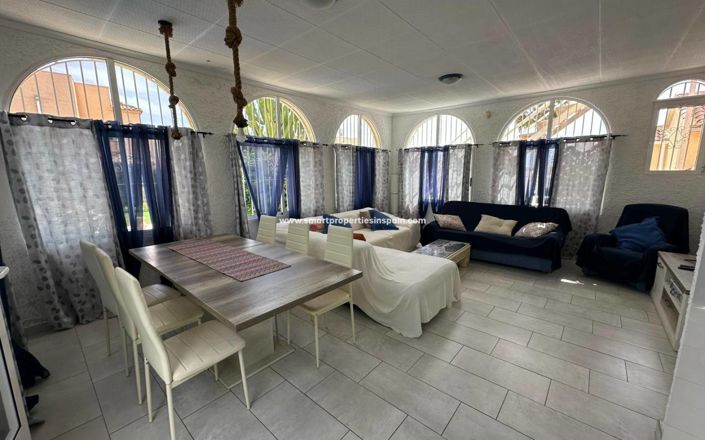 Image No.6-5 Bed Villa for sale