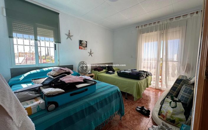 Image No.10-3 Bed Townhouse for sale