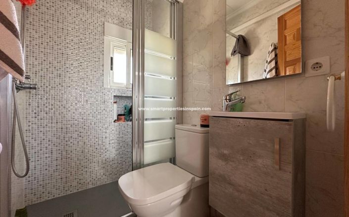 Image No.13-3 Bed Townhouse for sale