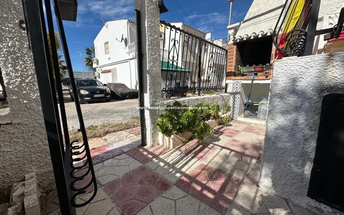 Image No.17-3 Bed Townhouse for sale