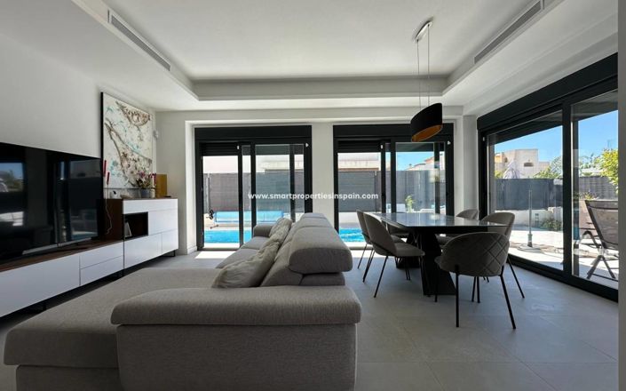 Image No.3-Villa de 3 chambres à vendre à La Marina