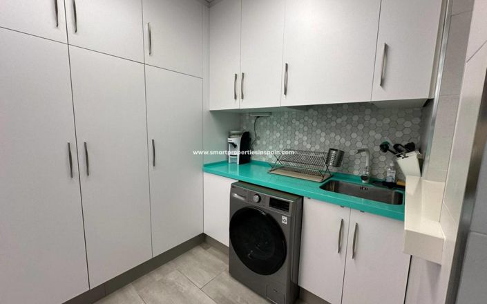 Image No.11-3 Bed Townhouse for sale