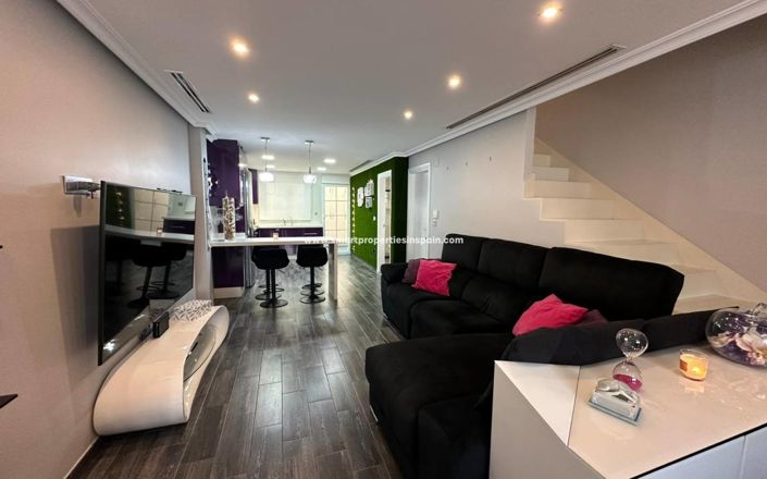 Image No.2-3 Bed Townhouse for sale