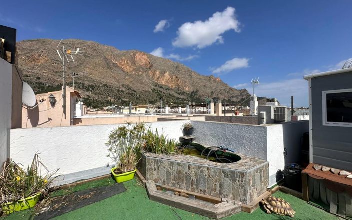 Image No.28-3 Bed Townhouse for sale