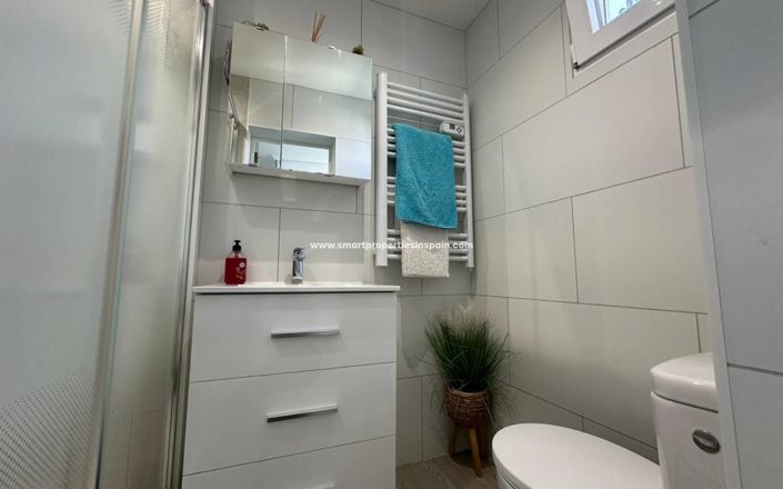 Image No.26-4 Bed Villa for sale