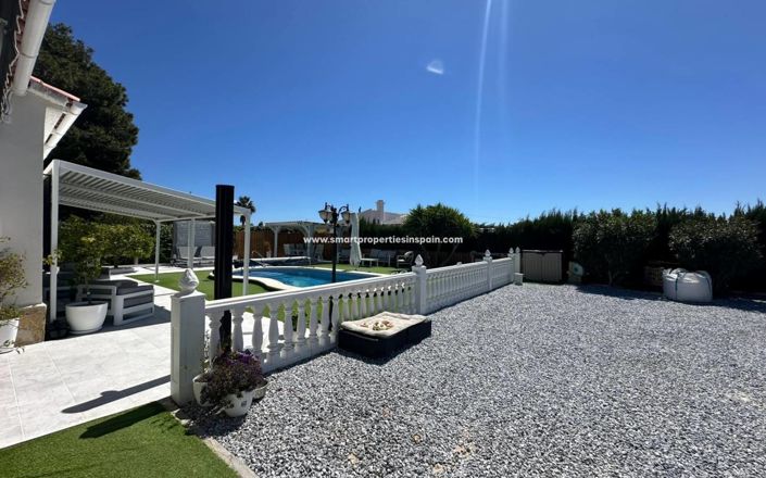 Image No.28-4 Bed Villa for sale