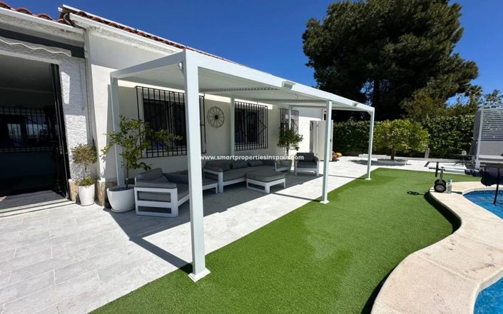 Image No.29-4 Bed Villa for sale