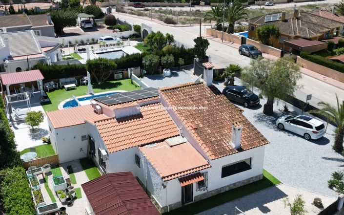 Image No.41-4 Bed Villa for sale