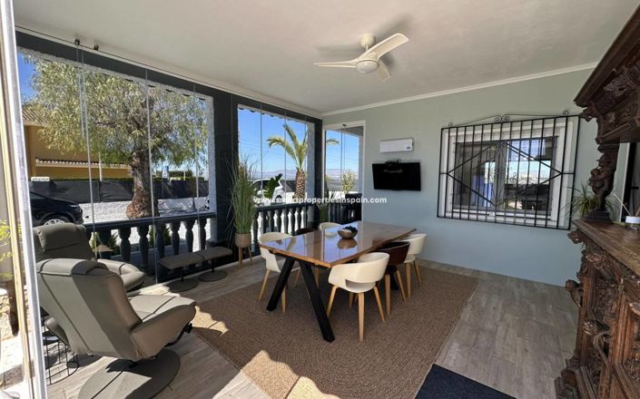 Image No.5-4 Bed Villa for sale