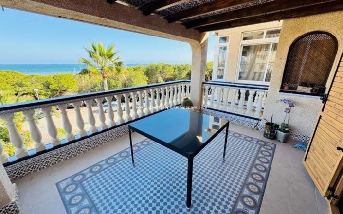 Image No.20-2 Bed Villa for sale