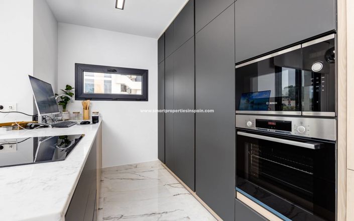 Image No.11-2 Bed Apartment for sale