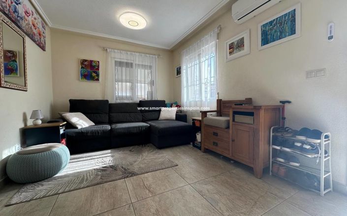 Image No.2-Propriété de 4 chambres à vendre à La Marina