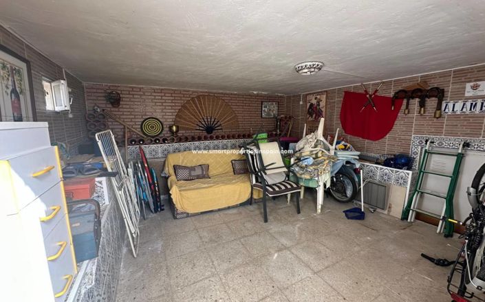 Image No.12-1 Bed Townhouse for sale