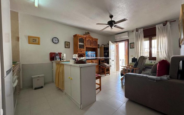 Image No.5-1 Bed Townhouse for sale