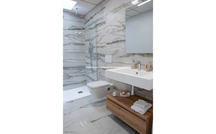 Image No.19-3 Bed Villa for sale