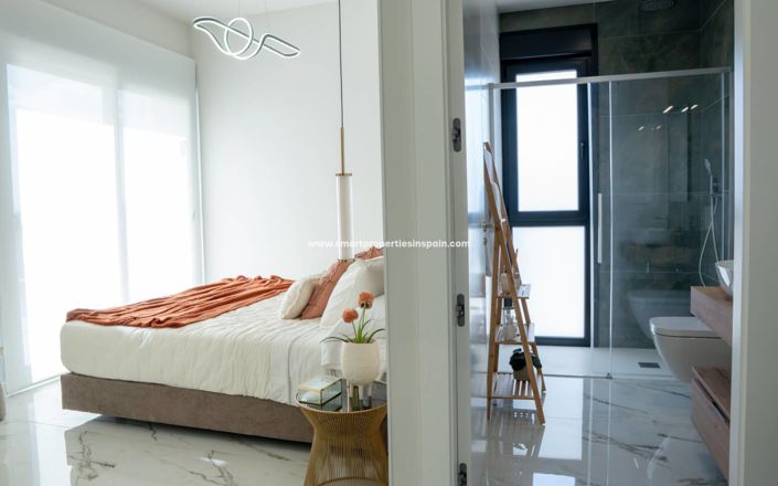 Image No.4-3 Bed Villa for sale