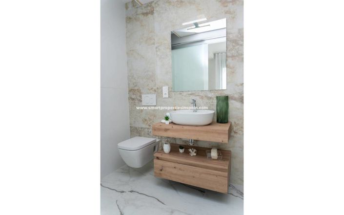 Image No.18-3 Bed Villa for sale