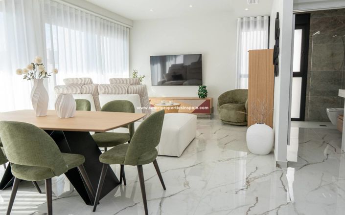 Image No.2-3 Bed Villa for sale