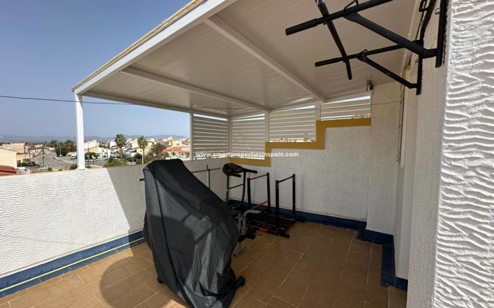 Image No.35-4 Bed Property for sale