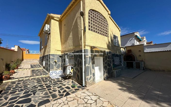 Image No.24-2 Bed Villa for sale