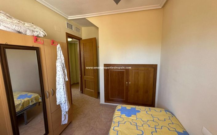 Image No.13-3 Bed Property for sale