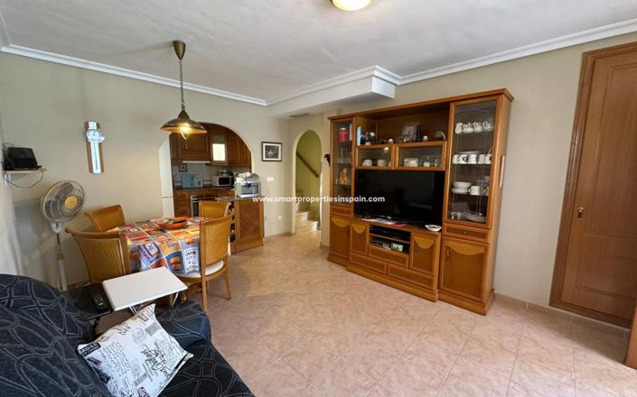 Image No.8-3 Bed Property for sale