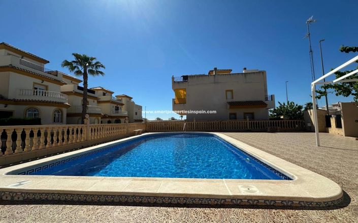 Image No.35-3 Bed Villa for sale