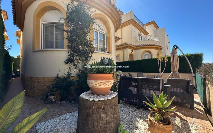 Image No.41-3 Bed Villa for sale