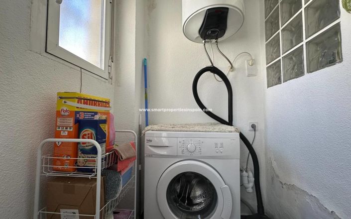 Image No.10-1 Bed House for sale