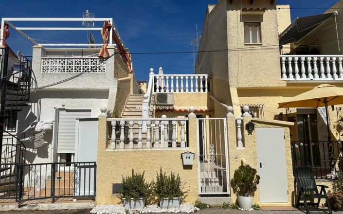 Image No.17-1 Bed House for sale