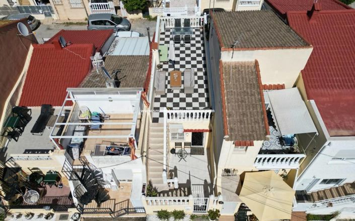 Image No.18-1 Bed House for sale