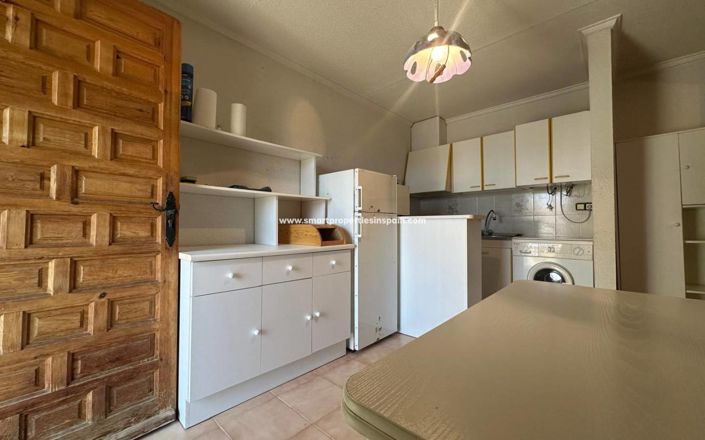 Image No.9-2 Bed Townhouse for sale