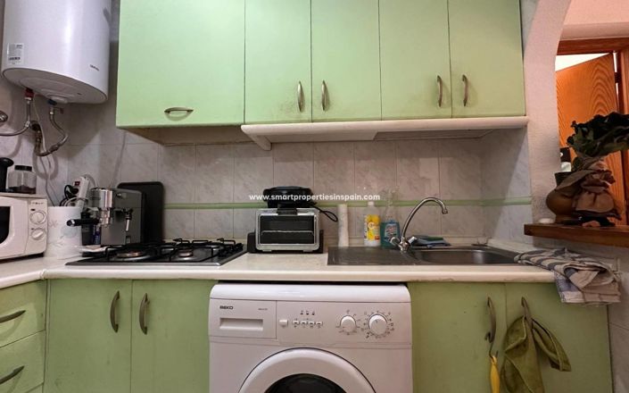 Image No.10-2 Bed House for sale