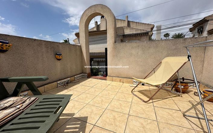 Image No.14-2 Bed House for sale