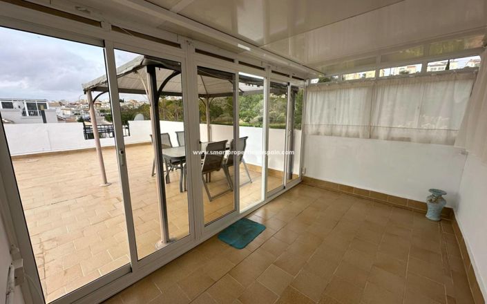 Image No.17-2 Bed Villa for sale