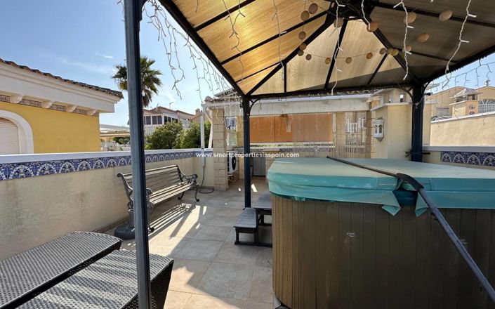 Image No.21-3 Bed Villa for sale