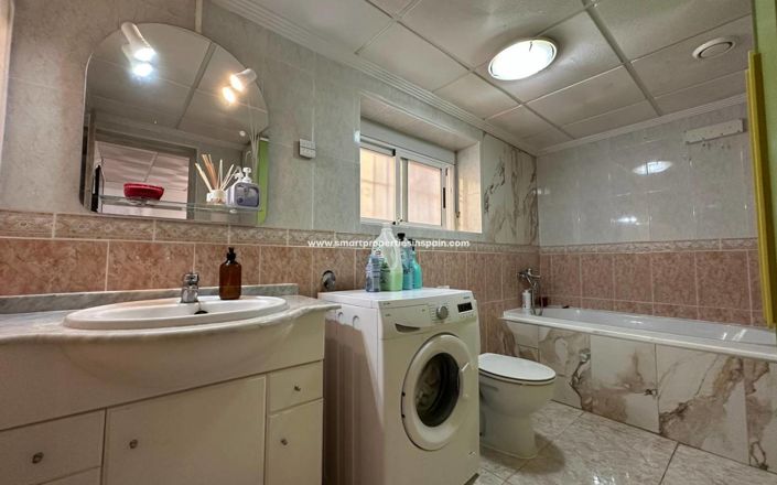 Image No.31-3 Bed Villa for sale
