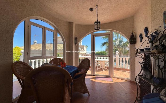 Image No.24-3 Bed Villa for sale