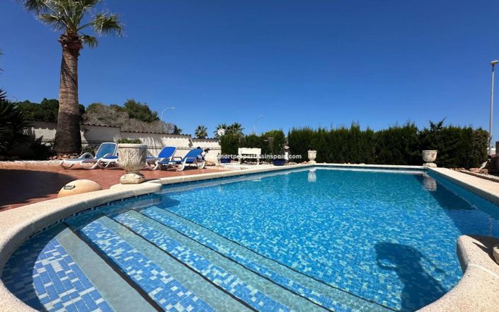 Image No.31-3 Bed Villa for sale
