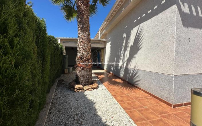 Image No.36-3 Bed Villa for sale