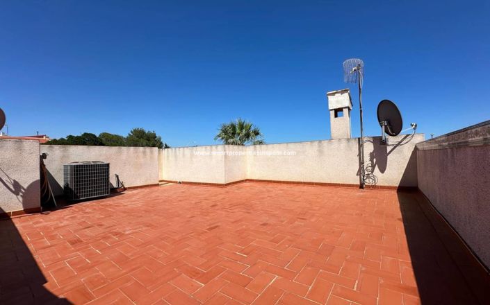 Image No.41-3 Bed Villa for sale