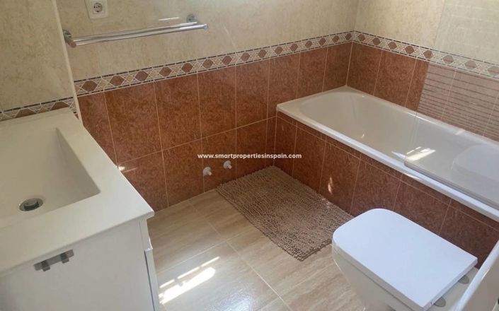 Image No.12-5 Bed Villa for sale