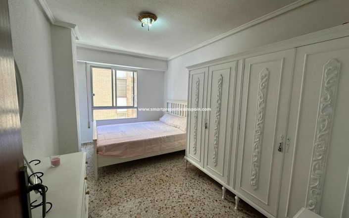 Image No.12-3 Bed Apartment for sale