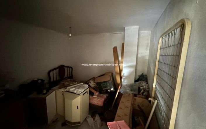 Image No.21-3 Bed Apartment for sale