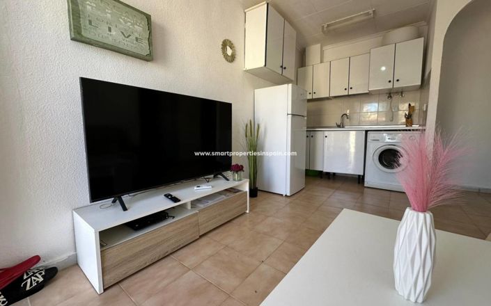 Image No.2-2 Bed Townhouse for sale