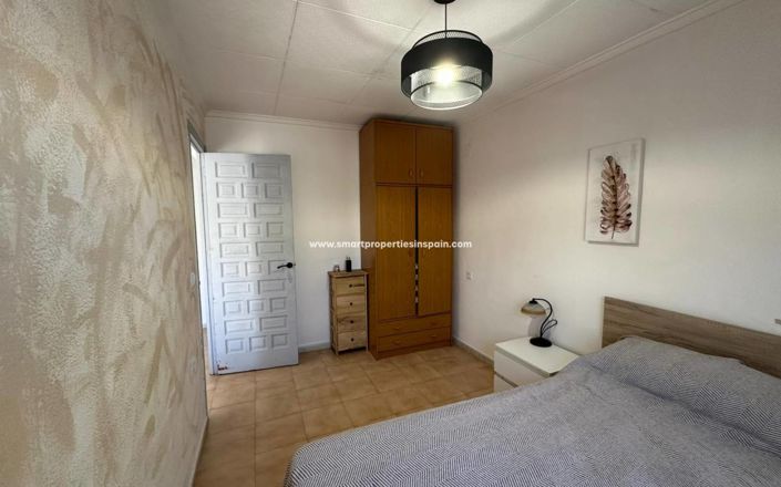 Image No.7-2 Bed Townhouse for sale