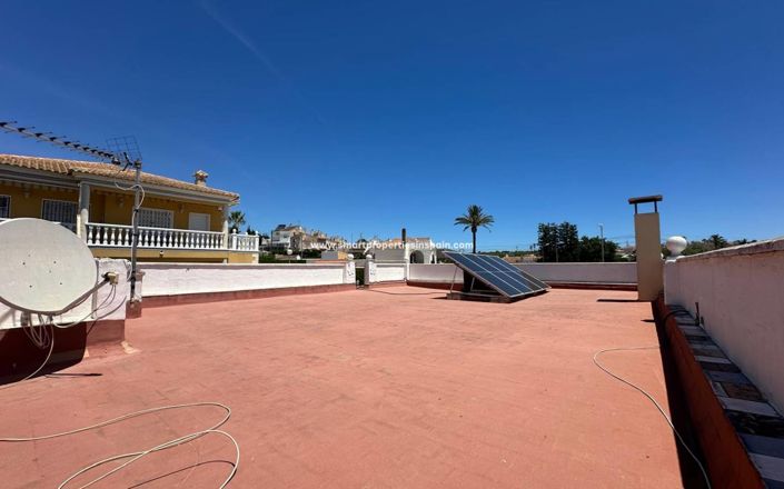Image No.35-3 Bed Villa for sale