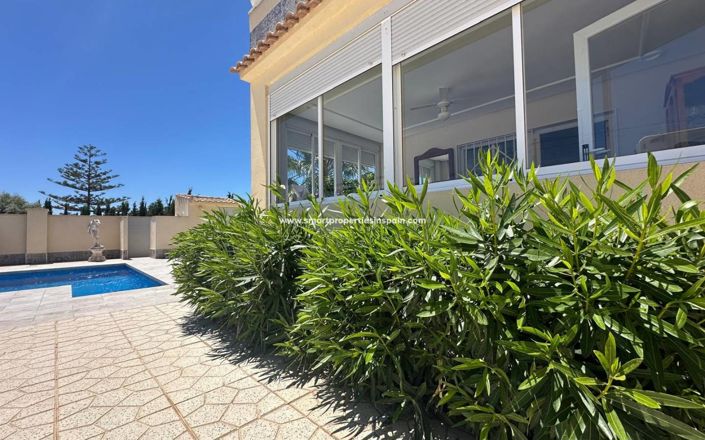 Image No.40-3 Bed Villa for sale